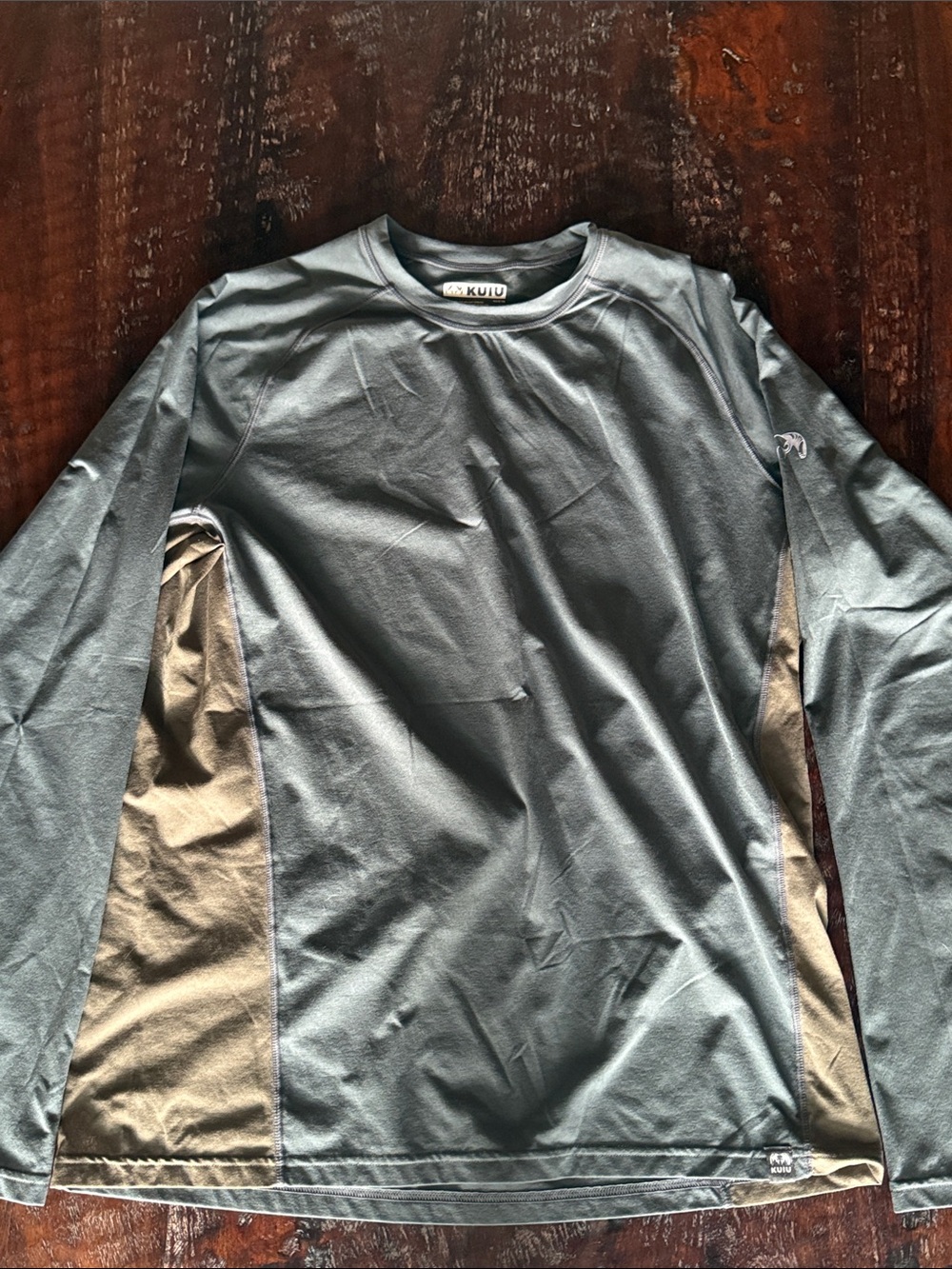 KUIU Men's Long-Sleeve Performance Shirt in Olive Green with Tan Panels